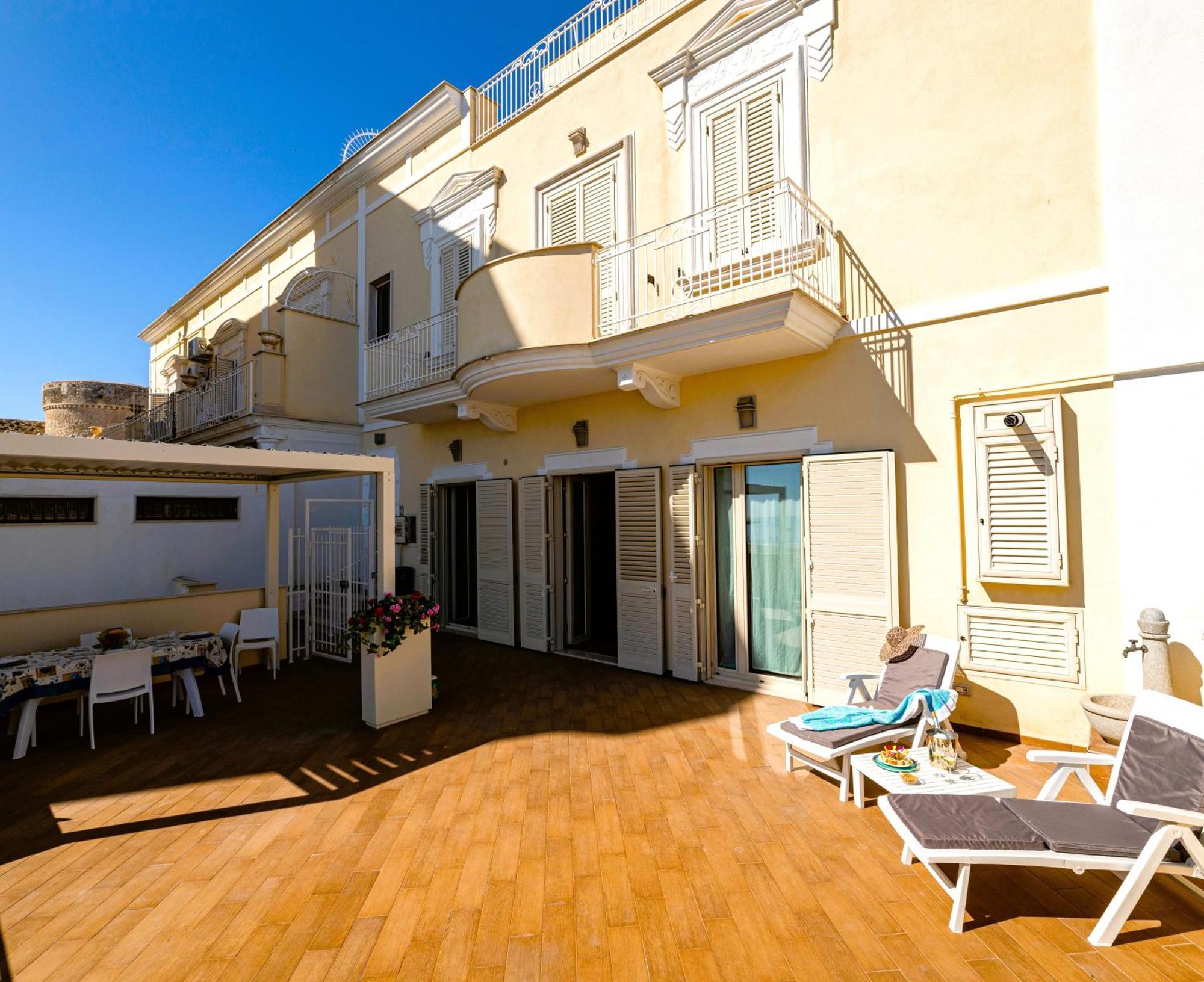 Mare E Castello Apartment Manfredonia Exterior photo