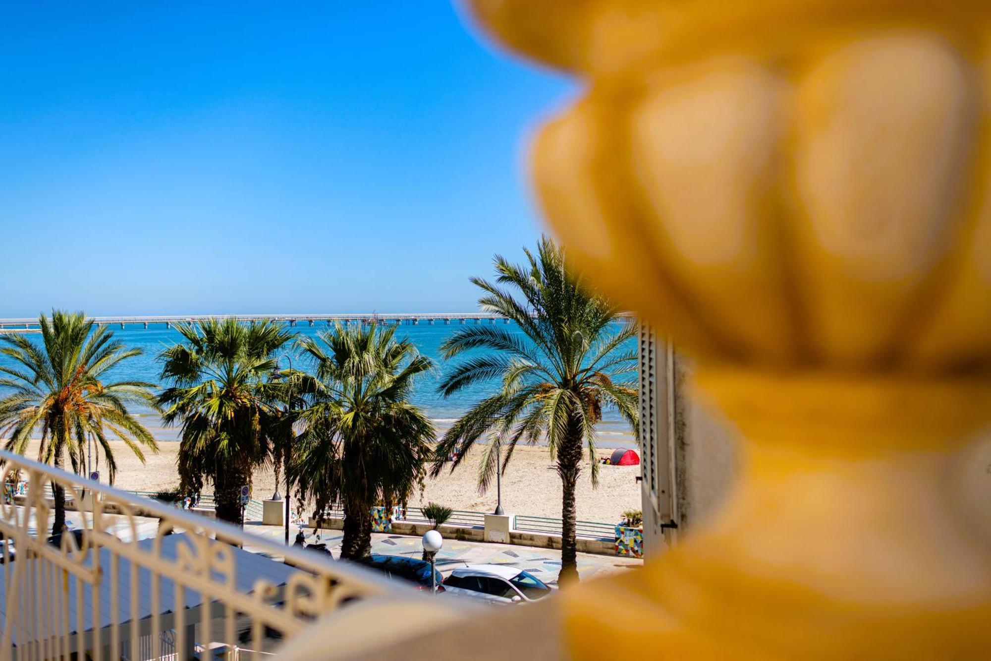 Mare E Castello Apartment Manfredonia Exterior photo